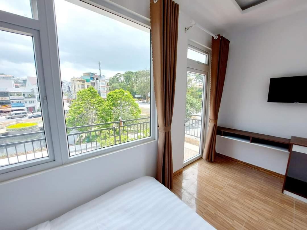 Sen Viet Hotel Dalat Exterior foto